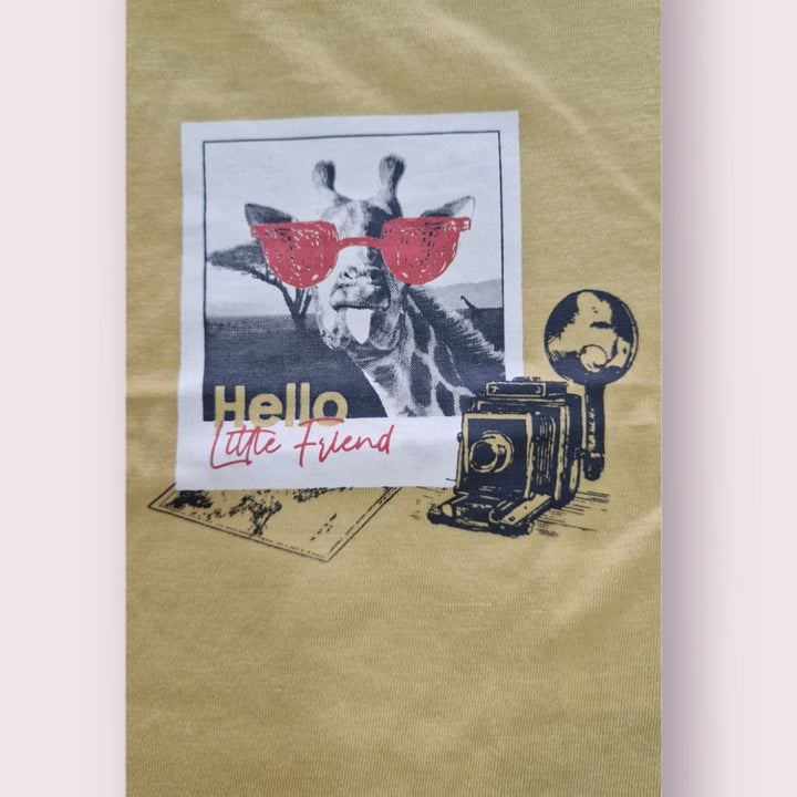 camiseta girafa con gafas