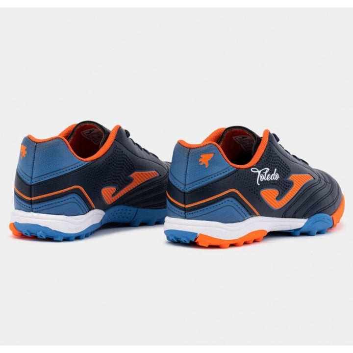 Bota Toledo turf